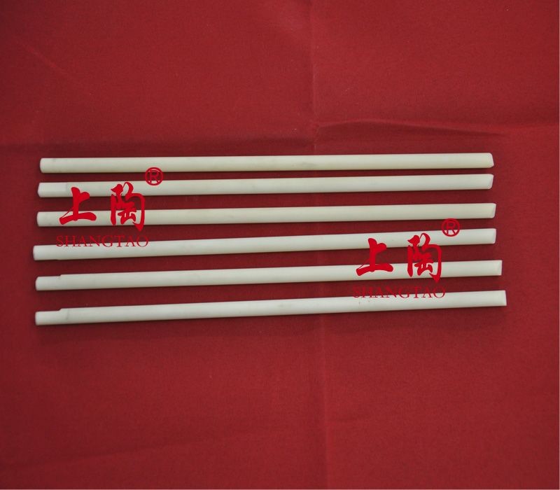 99% alumina ceramic rod (processed)